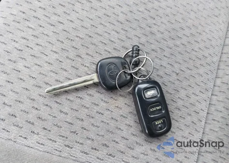 2003 Toyota Camry Le V6 from USA, damaged, VIN 4T1BF32K93U542679